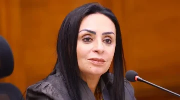 التضامن تدعو أسر التوائم السبعة لمقابلة الوزيرة وسط كارثة طبيعية